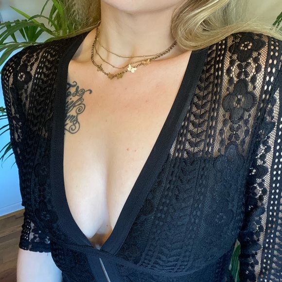 Sexy black lace body suit 🖤 - Picture 2 of 4